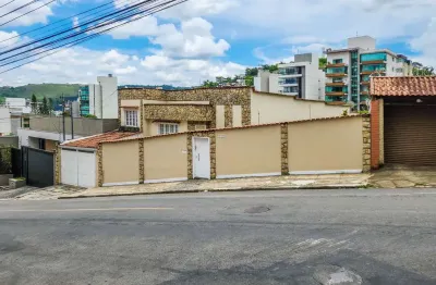 Casa com 3 quartos à venda na Rua Antônio Augusto Teixeira, 225, Bom Pastor, Juiz de Fora