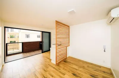 Studio totalmente planejado no centro para venda ou locação