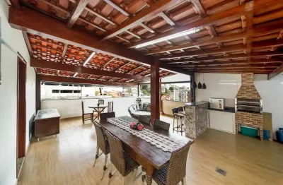 Cobertura de 4 quartos com 2 suítes, espaço gourmet e vaga para venda