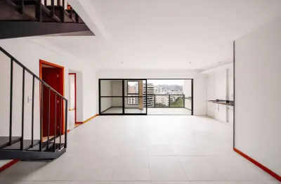 Cobertura duplex novinha com vista para a praça são mateus para venda