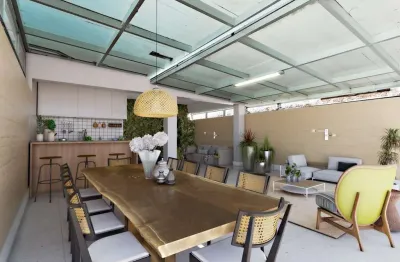 Aproveite sua ampla área externa com diversas possibilidades para venda