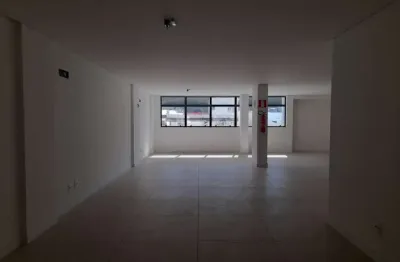 Sala comercial para alugar na Rua Chanceler Oswaldo Aranha, 342, São Mateus, Juiz de Fora