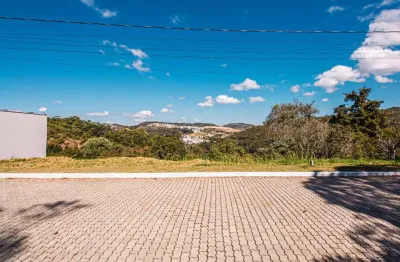 Lote em declive com vista para área de preservação para venda