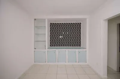 2 quartos arejado e bem ensolarado no jardim laranjeiras para venda