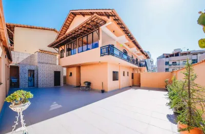 Casa com 2 quartos à venda na Rua General Mário Xavier, 134, Jardim das Laranjeiras, Juiz de Fora