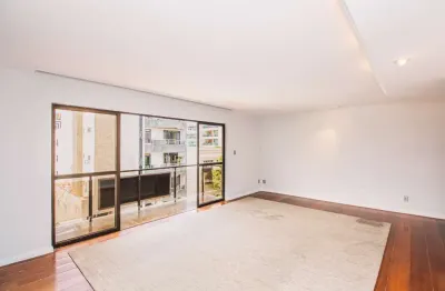 Duplex com gourmet e vista para a praça do bom pastor para venda