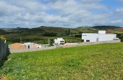 Terreno em condomínio fechado à venda na Rua Congonhas, 34, São Pedro, Juiz de Fora