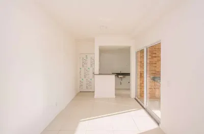 Novinho, com varanda gourmet e esperando por você para venda