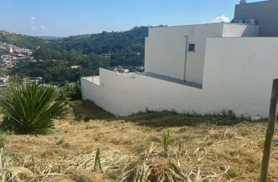 Terreno em condomínio fechado à venda na Rua Antônio Martins Ribeiro, São Pedro, Juiz de Fora