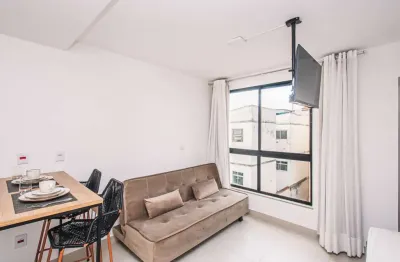 Studio mobiliado, para morar ou investir no centro para venda