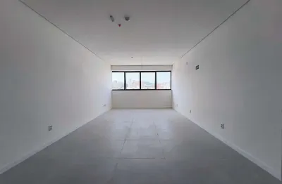 Sala comercial para alugar na Rua Leopoldo Schmidt, 200, Centro, Juiz de Fora