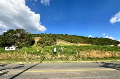 Terreno com bom potencial comercial ou multifamiliar para venda