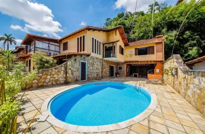 Casa com 3 quartos à venda na Rua Nelson Gomes de Carvalho, 251, Vale do Ipê, Juiz de Fora