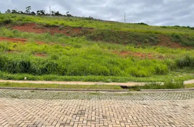 Terreno com localização estratégica no estrela do lago para venda