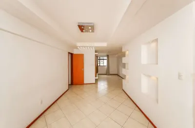 Apartamento com 3 quartos à venda na Rua Benjamin Constant, 815, Santa Helena, Juiz de Fora