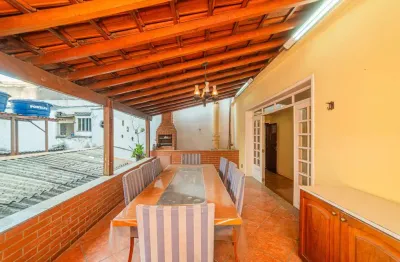 Apartamento com 2 quartos à venda na Galeria Tenente Belfort Arantes, 30, Centro, Juiz de Fora