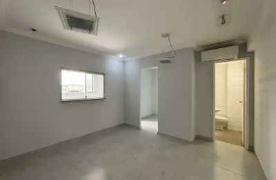 Sala comercial para alugar na Avenida Barão do Rio Branco, 2555, Centro, Juiz de Fora