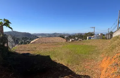 Terreno à venda na Rua Porto Alegre, 32, Parque Jardim da Serra, Juiz de Fora