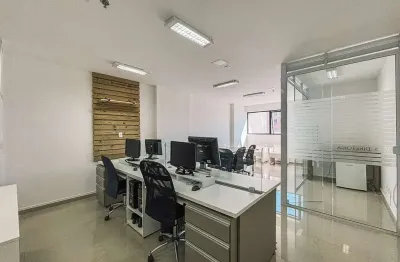 Sala comercial para alugar na Avenida Presidente Itamar Franco, 3840, São Mateus, Juiz de Fora