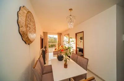 Um quarto e sala que esbanja charme, mobiliado para venda ou locação