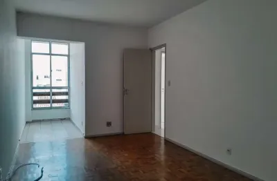 Apartamento com 3 quartos para alugar na Rua Doutor Constantino Paleta, 70, Centro, Juiz de Fora