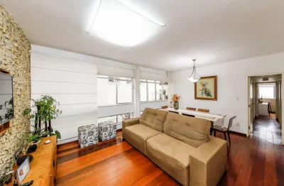 Tranquilidade e charme a poucos minutos do centro para venda