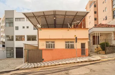 Casa com 4 quartos à venda na Rua Doutor Luiz Antônio Vieira Penna, 51, São Mateus, Juiz de Fora