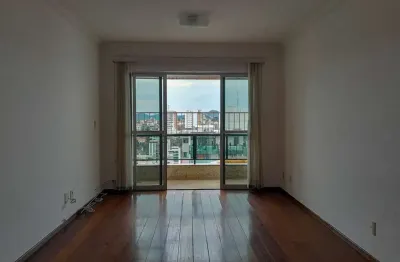 Apartamento com 3 quartos e varanda no santa helena para locação