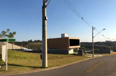 Terreno em condomínio fechado à venda na Rua Uberlândia, Lote 98, São Pedro, Juiz de Fora