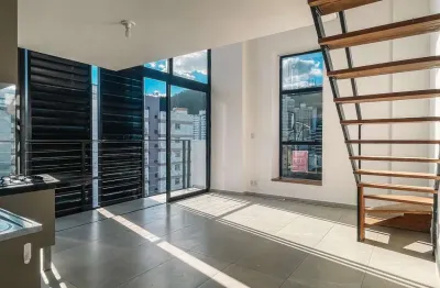 Apartamento com 1 quarto para alugar na Rua Luís de Camões, 25, São Mateus, Juiz de Fora