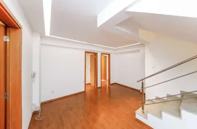 Cobertura com 4 quartos para alugar na Rua Antônio Carlos Saraiva, 500, Cascatinha, Juiz de Fora