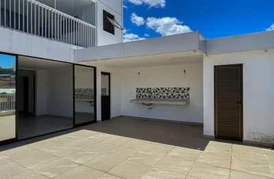 Cobertura linear com conforto, praticidade e uma vista ampla para venda