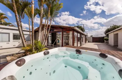 Casa em condomínio fechado com 3 quartos à venda na Rua João Weiss, 216, Alto dos Pinheiros, Juiz de Fora