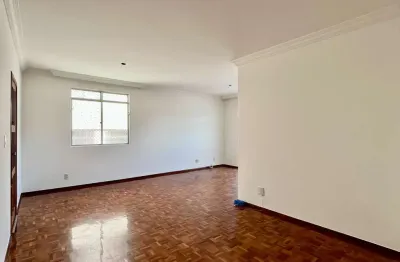 Apartamento com 3 quartos à venda na Rua Itamar Soares de Oliveira, 170, Cascatinha, Juiz de Fora