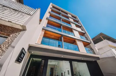 Studio planejado, mobiliado e com varanda gourmet para locação