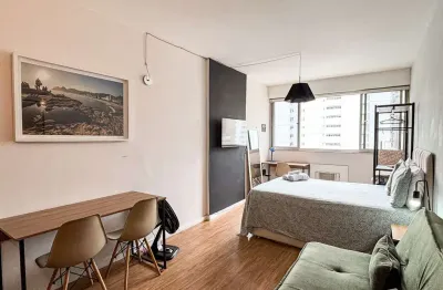 Studio mobiliado e pronto para morar ou investir no centro para venda