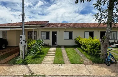 Casa com 2 quartos em condomínio fechado em localização tranquila para venda