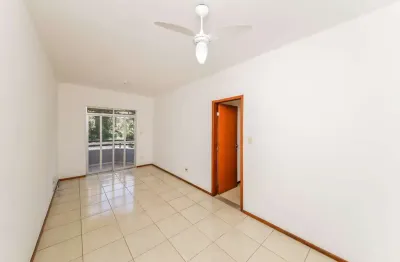 Tranquilidade e praticidade, pertinho do centro para venda