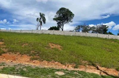 Terreno em aclive e no ponto mais alto do Estrela do Bosque para venda