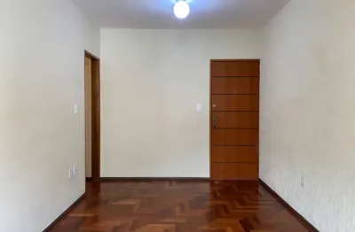 Apartamento com 3 quartos para alugar na Rua Engenheiro Maurício Giron, 50, Paineiras, Juiz de Fora