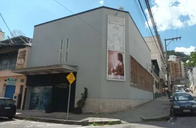 Ponto comercial para alugar na Rua Luiz Detzi, 06, São Mateus, Juiz de Fora