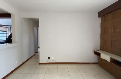 Cobertura com 3 quartos, 2 vagas e área gourmet no Centro para locação