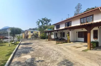 Casa em condomínio para locação em teresópolis, prata, 2 dormitórios, 2 banheiros, 1 vaga