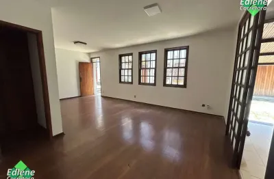 Casa em Condomínio para Venda em Teresópolis, Alto, 4 dormitórios, 1 suíte, 3 banheiros, 1 vaga