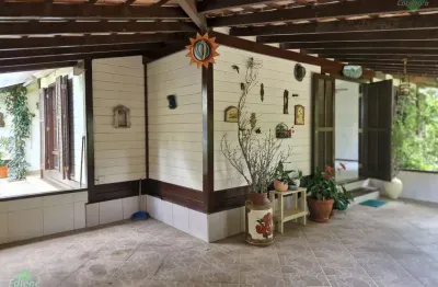 Casa para venda em teresópolis, albuquerque, 4 dormitórios, 1 suíte, 3 banheiros, 2 vagas