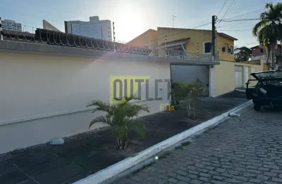 Casa com 4 quartos à venda na Rua Curimatã, 260, Ponta Negra, Natal