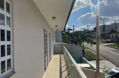 Casa com 3 quartos para alugar no Bom Jesus, São José dos Pinhais , 180 m2 por R$ 3.000