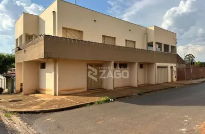 Sobrado com 4 dormitórios à venda, 400 m² por r$ 550.000,00 - conjunto maringá i - uberaba/mg