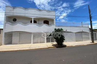 Casa com 6 dormitórios para alugar, 564 m² por r$ 6.782,50/mês - parque das américas - uberaba/mg