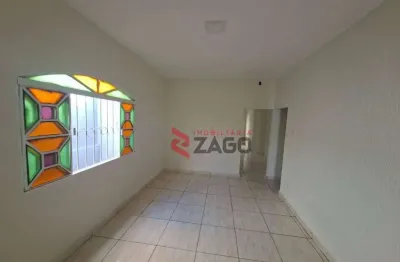 Casa com 3 dormitórios para alugar, 150 m² por R$ 1.879,00/mês - São Sebastião - Uberaba/MG